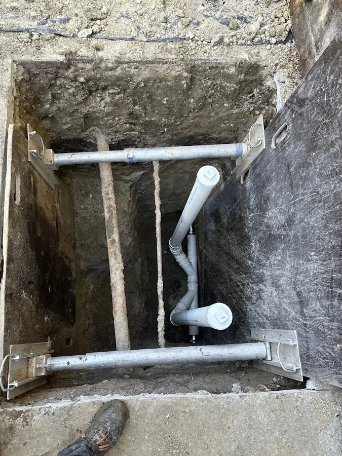 Experienced plumber completing Gas Line Repair work in Luling